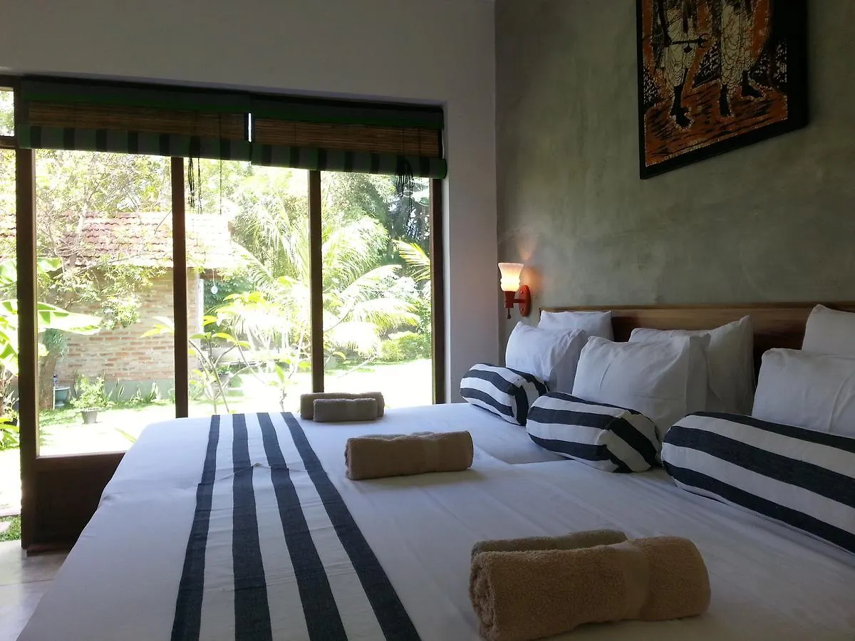 Green Wood Villa Negombo Bed & Breakfast