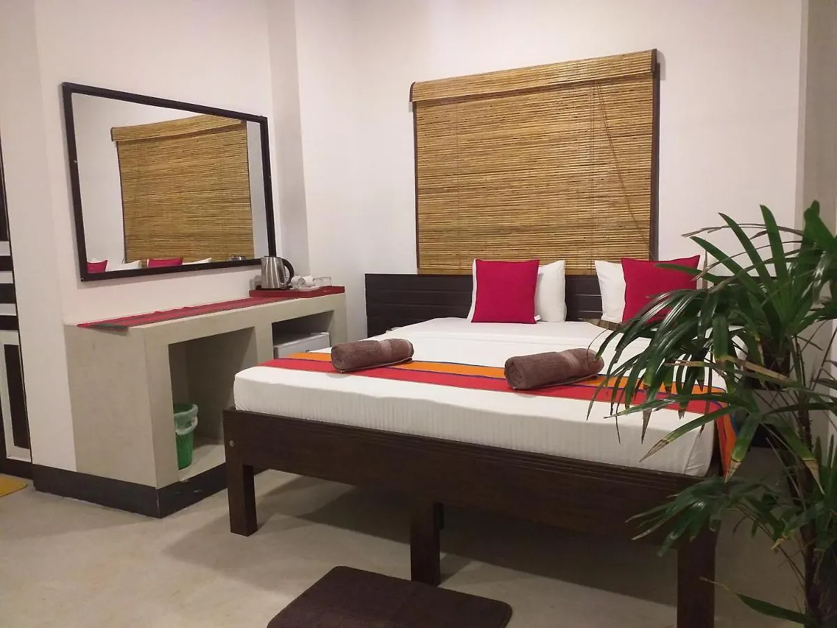 Green Wood Villa Negombo Bed & Breakfast