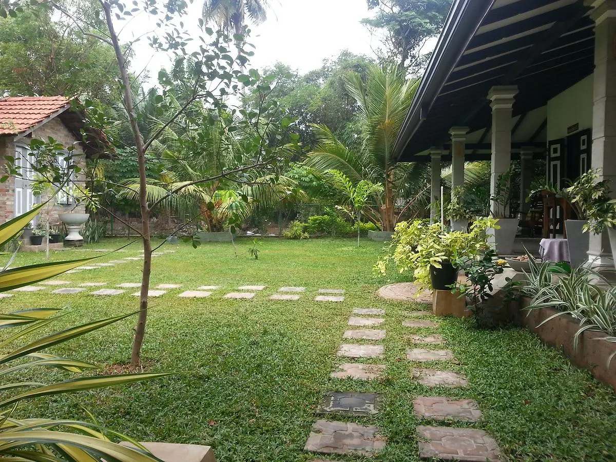 Bed & Breakfast Green Wood Villa Negombo