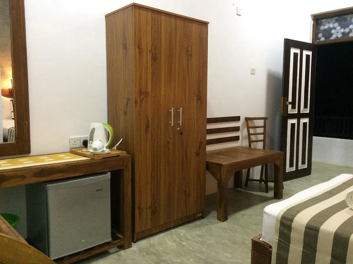 Bed & Breakfast Green Wood Villa Negombo